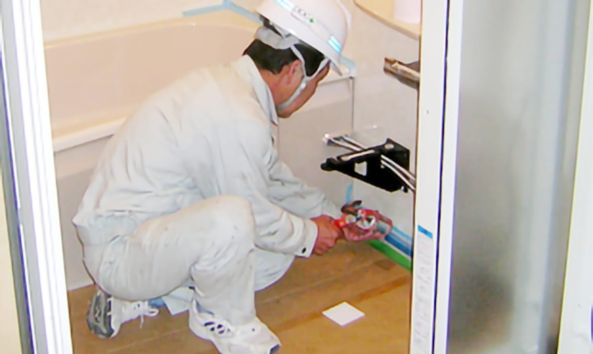 株式会社　建興社